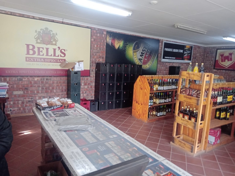 Commercial Property for Sale in Paradise Beach Eastern Cape